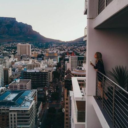 "Lykke On Bree" - Unique Apartment With Stunning Table Mountain Views Cape Town Exterior photo