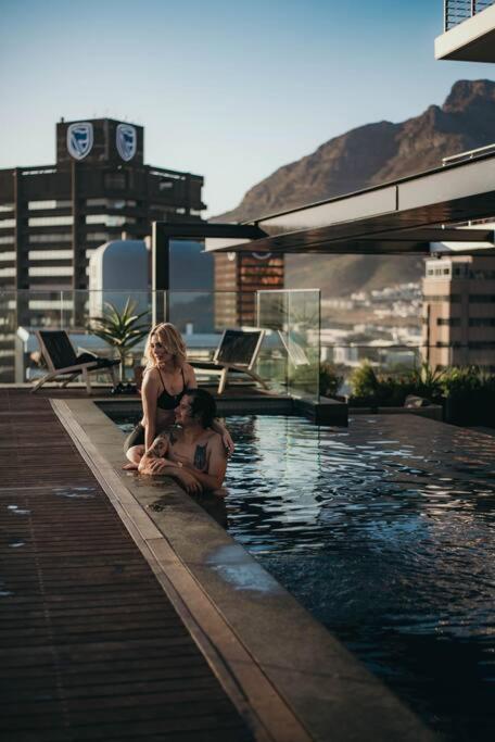 "Lykke On Bree" - Unique Apartment With Stunning Table Mountain Views Cape Town Exterior photo